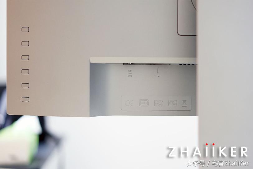 明基专业显示器PD2700U,明基pd2710显示器