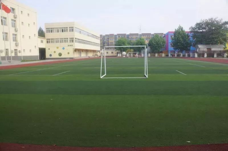 足球世界杯球场,世界杯球场距离多远