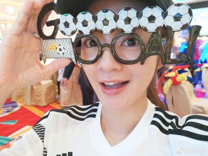 安以轩改造变身完整视频,安以轩变装