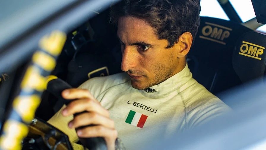 prada鍐嶇敓绯诲垪,prada鎹㈡帉闂ㄤ汉