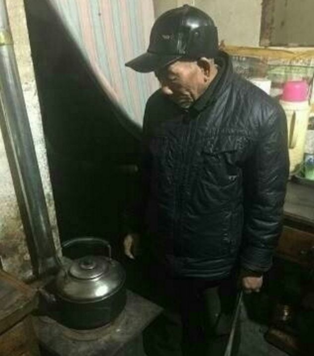 监控拍下令人惊恐的视频,监控拍下医院惊恐一幕