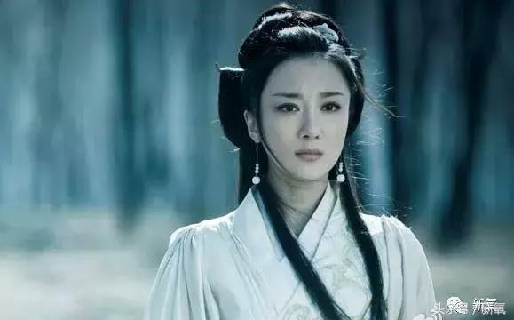 35岁杨幂与34岁赵丽颖谁更美,颜值大比拼赵丽颖杨幂