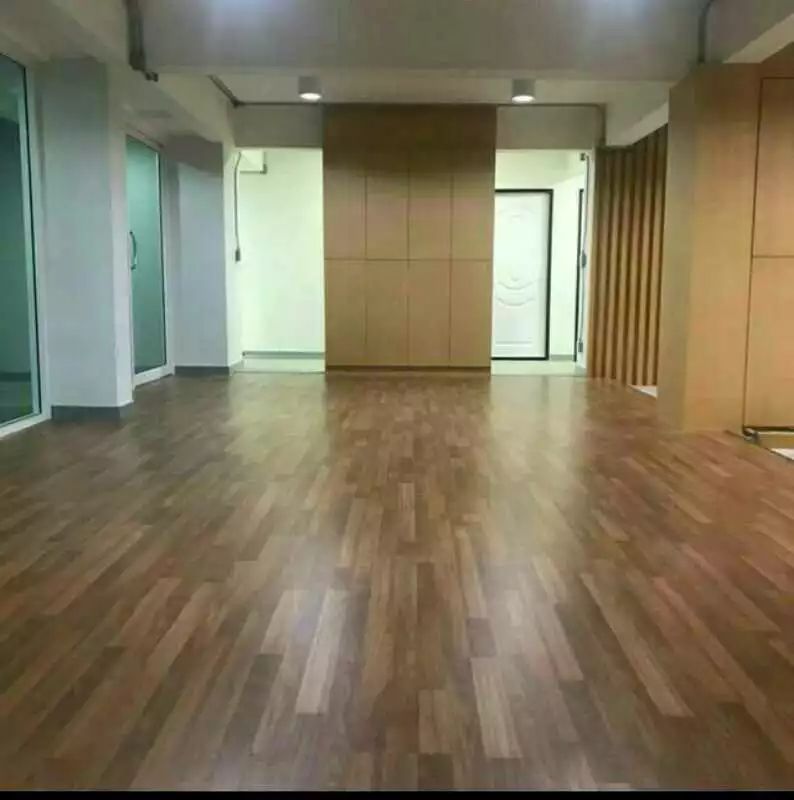 曼谷辉煌区宿舍便宜卖