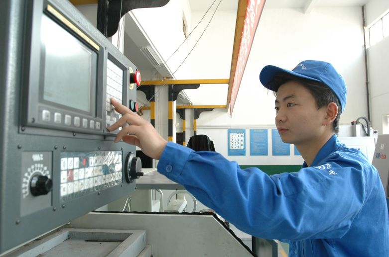 毕业即失业？马鞍山这所学校的学生还没毕业马钢就抢着要了！