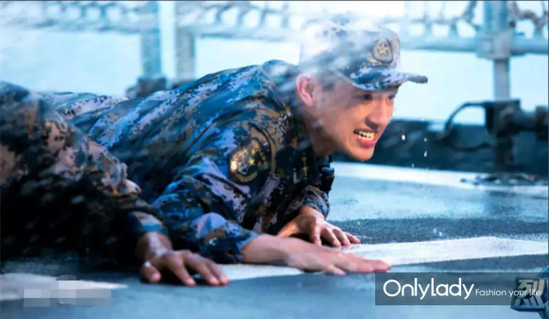 杨旭文郭靖船上遇黄蓉,杨旭文的郭靖