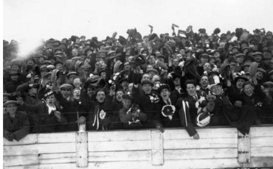 几张老照片,几张年代感的老照片