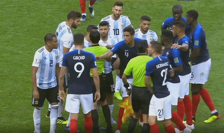 阿根廷铁卫打篮球,输球又输人连进五个三分