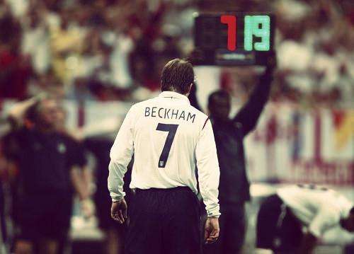 每一次的背影远去，足球世界的又一次阵痛！