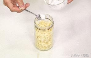 贵州酸笋丝怎么做才好吃,凉拌糯米笋丝脆嫩爽口酸爽开胃