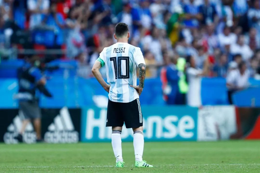 姆巴佩空中射门,妖星姆巴佩的身价