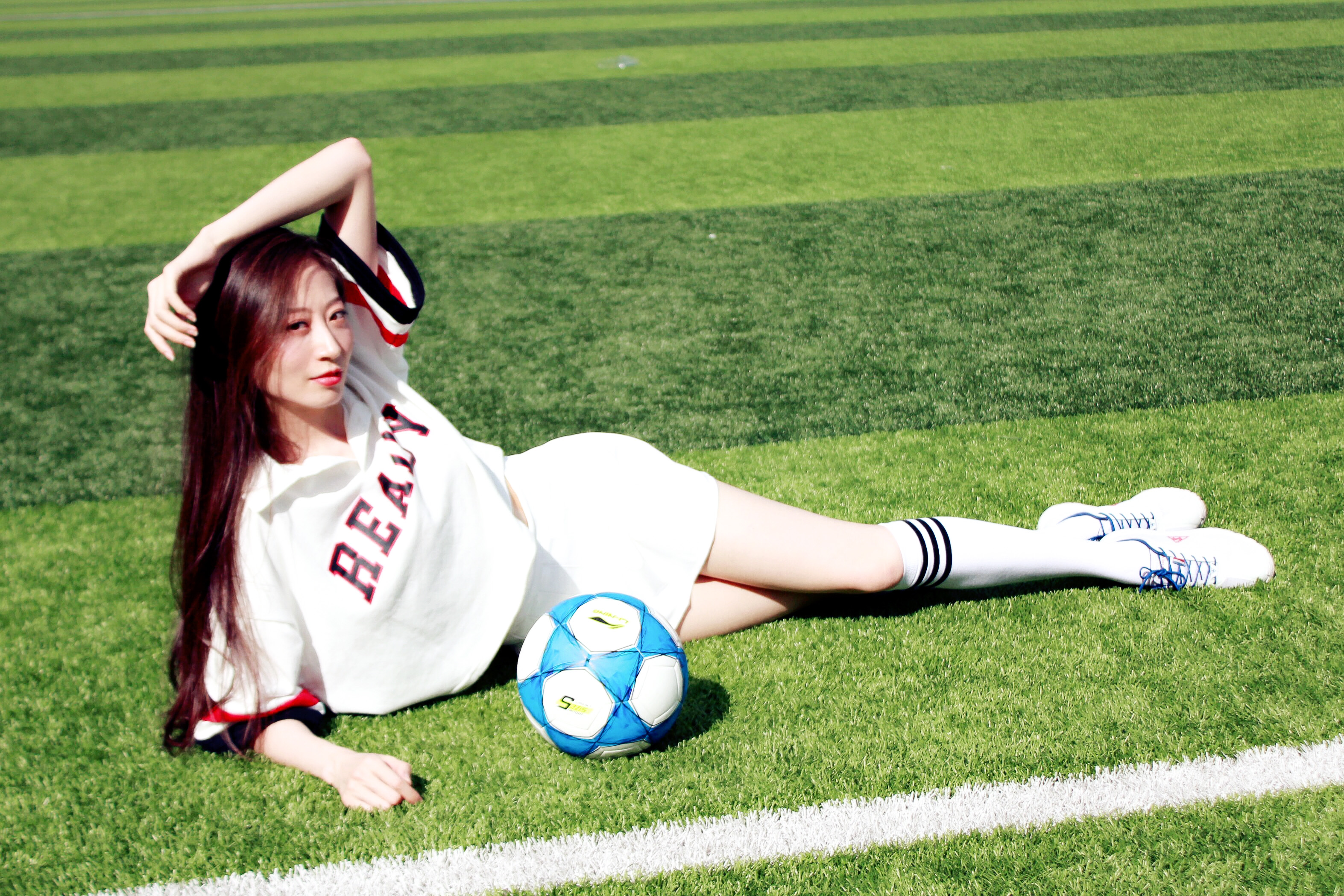 卫薇儿视频完整版,卫薇儿拍摄现场