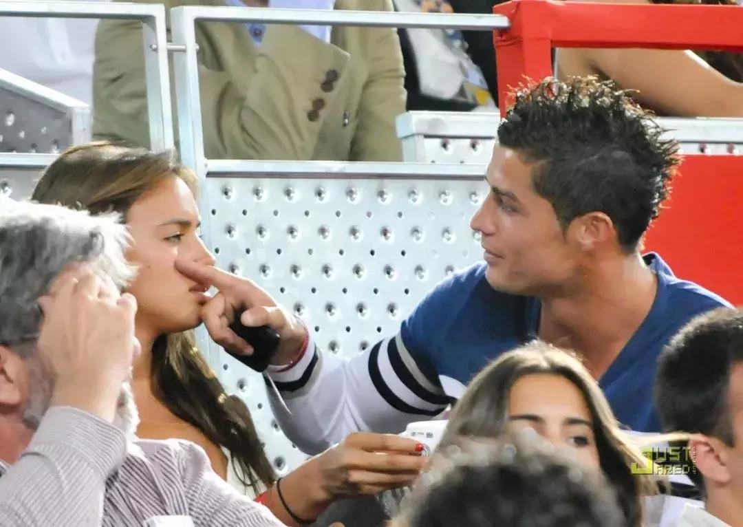 维密超模c罗全身照,维密超模aa和c罗