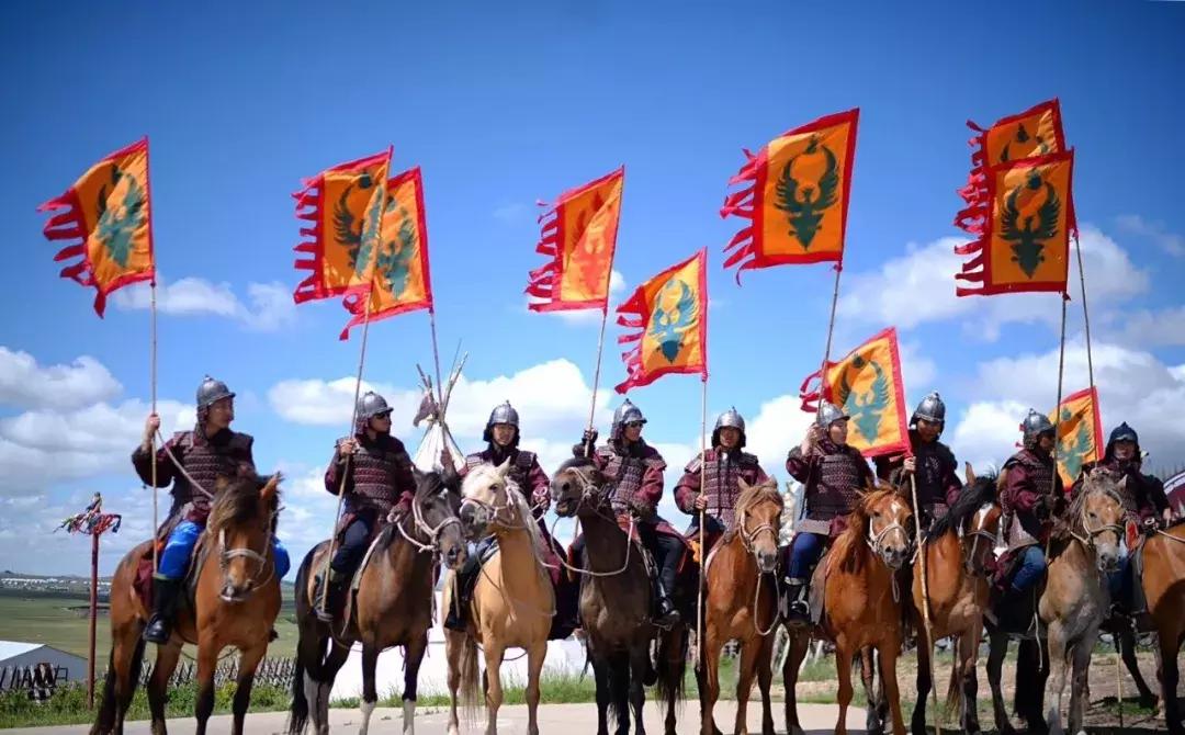 呼伦贝尔陈巴尔虎草原游牧部落 (呼伦贝尔陈巴尔虎旗人多不多)