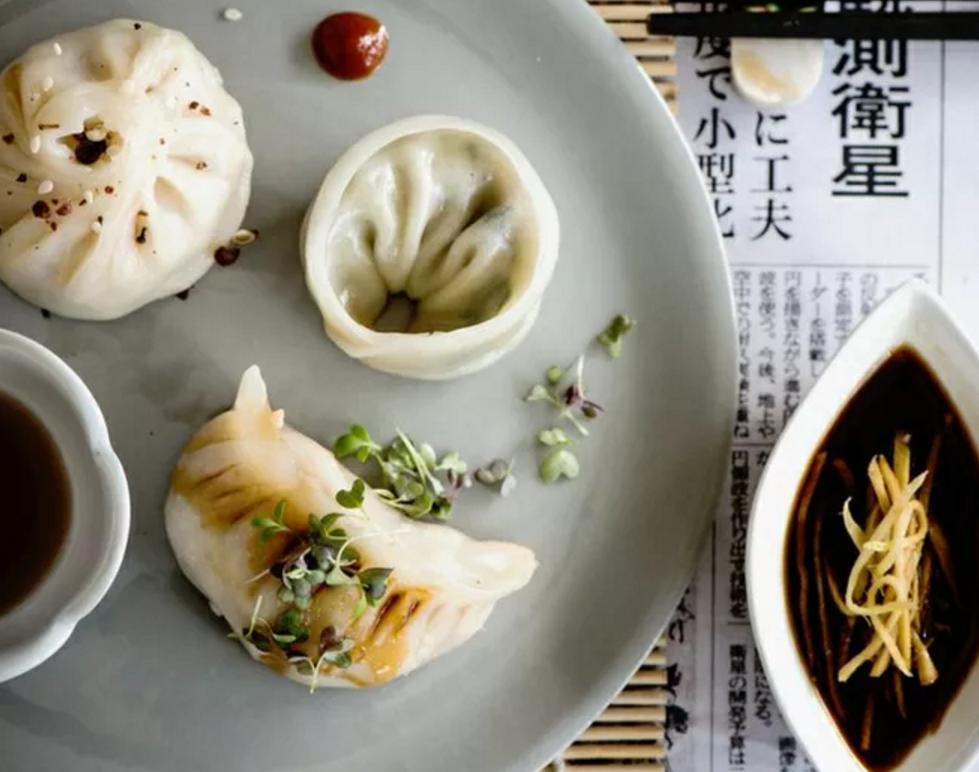 老婆，再让我给你买东西，先把它的slogen给我