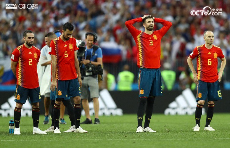 西班牙足球黄金一代将谢幕,世界杯出局