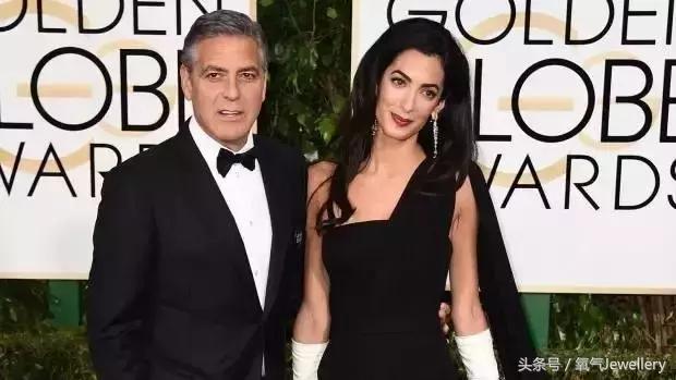 当百万珠宝遇上平民T恤牛仔裤