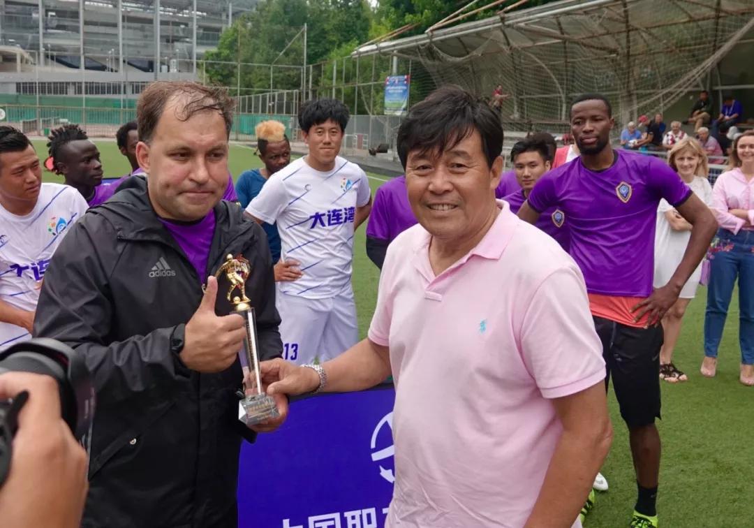 涓縿鍙嬭皧涓嶅彉涓囧彜闀块潚,涓嫃鍙嬭皧涓囧彜闀块潚瑙嗛