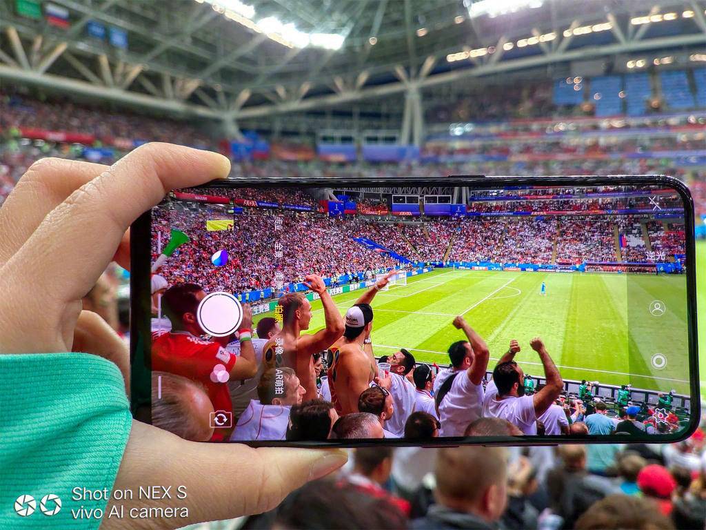 一扫阴霾！桑巴军团挺进八强，网友大呼vivo为这届世界杯“神奶”