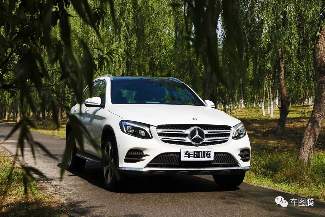 奔驰glc试驾第一视角感受,奔驰glc深度测评跑山路