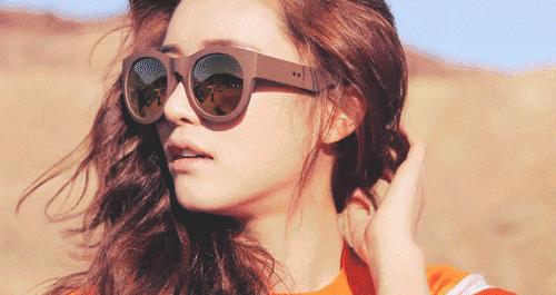 6款热门防晒产品测评，夏天就要晒不黑！