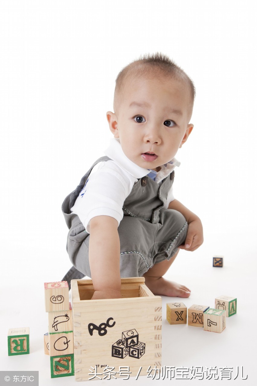 1岁半宝宝早教知识在家可做,适合1岁半的早教课