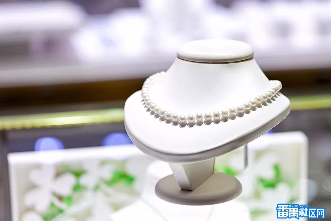 钻汇珠宝城这面“浪漫告白墙”即将开启霸屏模式!更多……