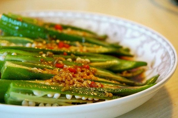 老胃病胃疼胃胀怎么回事,胃病可以吃的碱性蔬菜有哪些