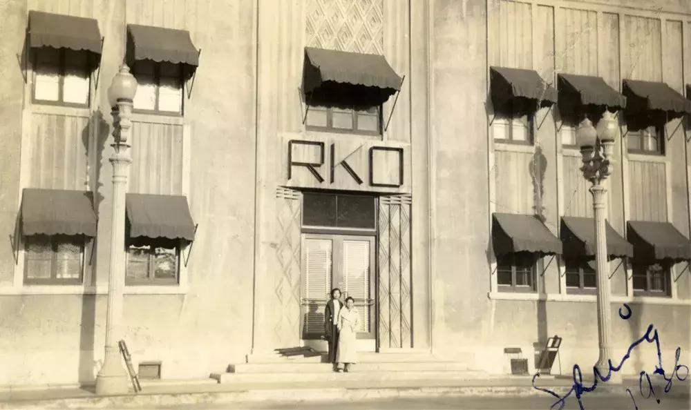 她一生只拍了一部电视剧,她一生只拍过一部电影