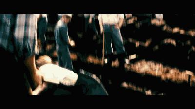 被亲人两次扔进魔窟，这片对我的伤害远超过「熔炉」