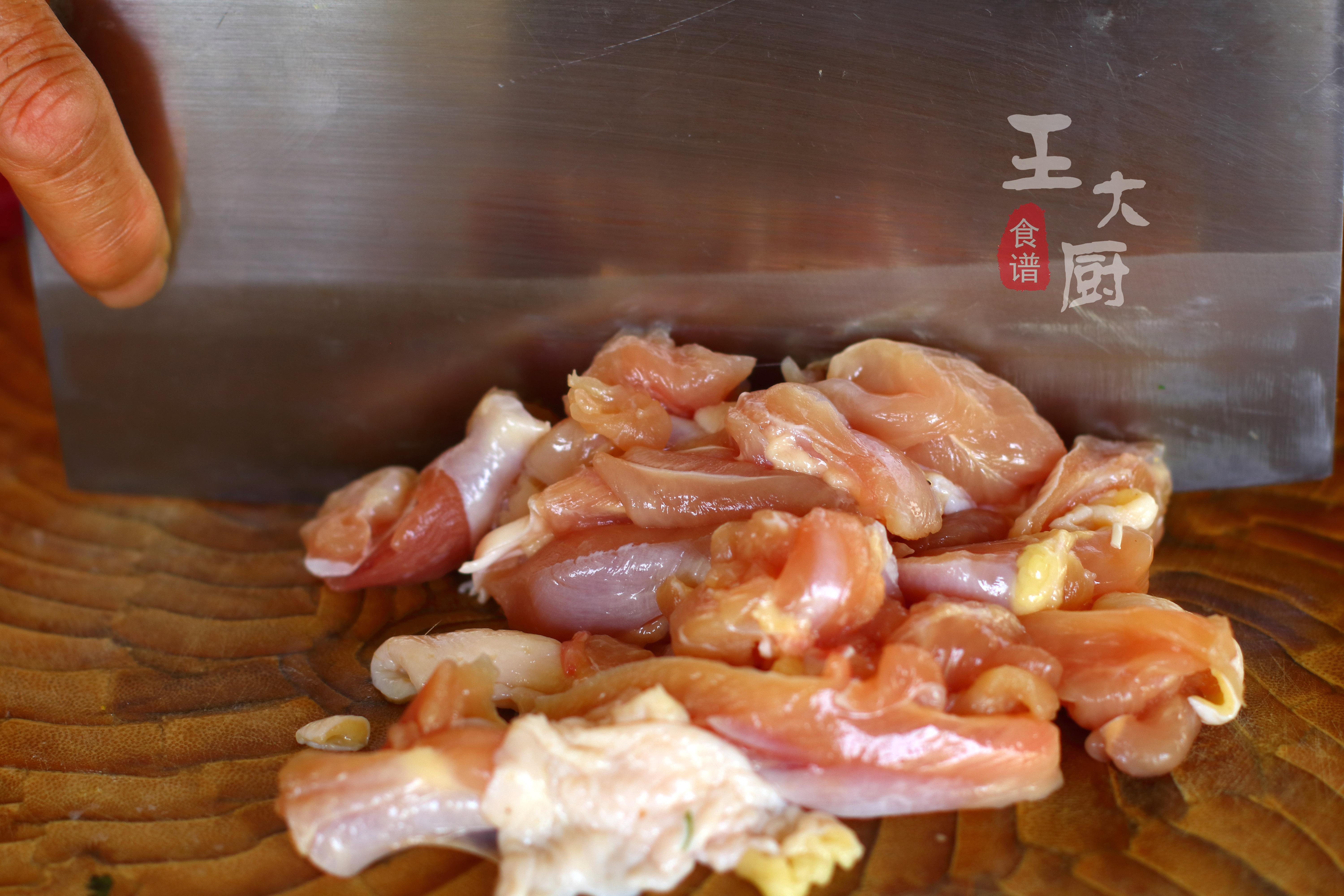 最正宗的黄焖鸡米饭，以后不用再花冤枉钱了，自己在家做好吃极了