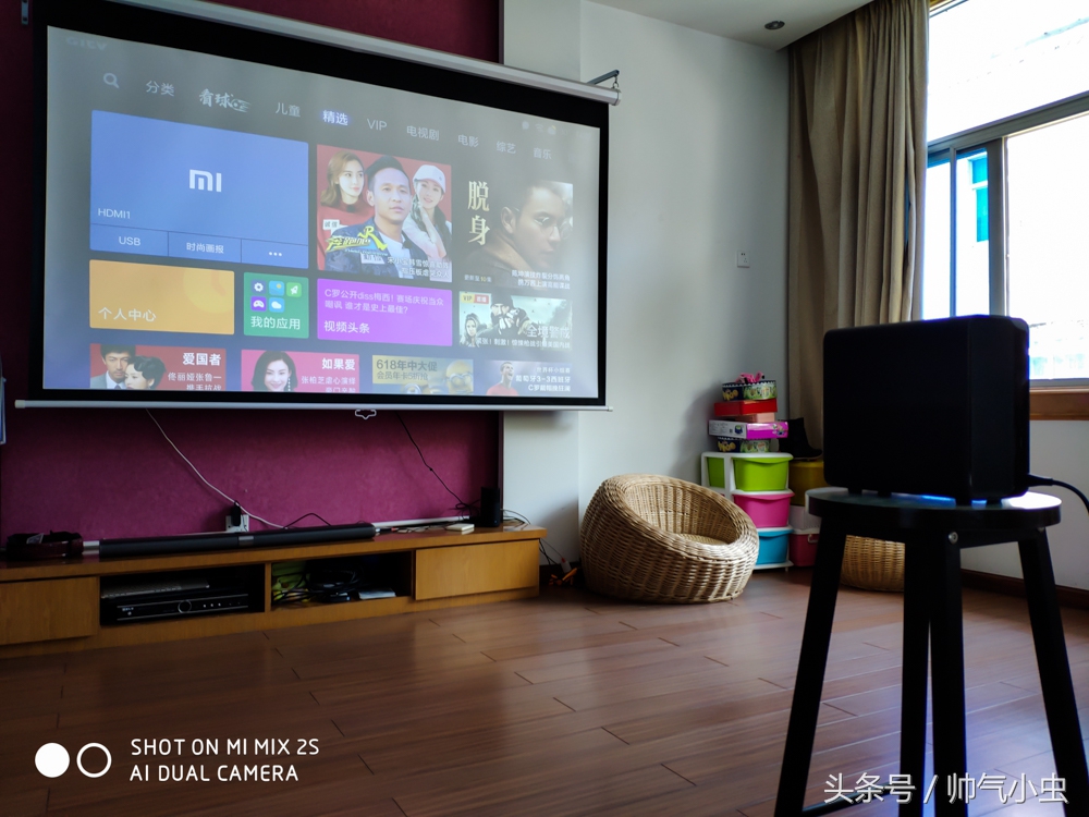 小米投影仪大于2000流明度,小米投影仪1000流明