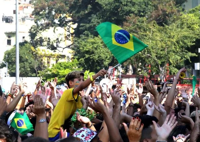 巴西世界杯光辉岁月,万人瞩目的世界杯