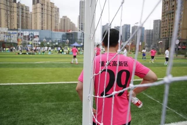 竞技绿茵,重庆高新区足球代表队