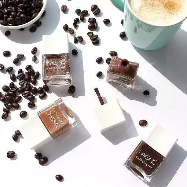 好用又好看的指甲油推荐,比较百搭的指甲油颜色推荐