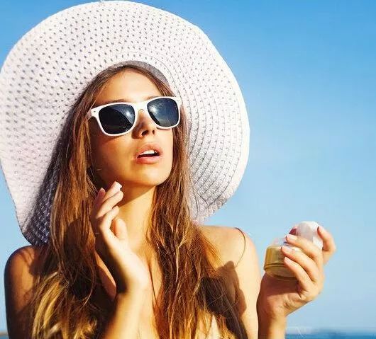 夏天如何美成一道风景线,夏季美肤小妙招