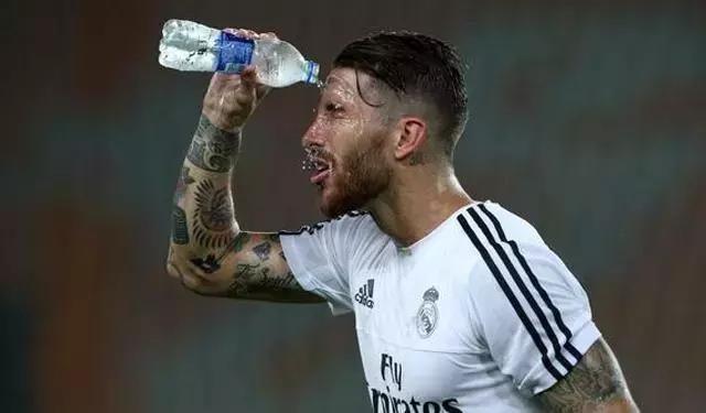 美斯、碧咸、C朗,世界杯球星粤语译名大揭秘,你能猜到谁是谁?