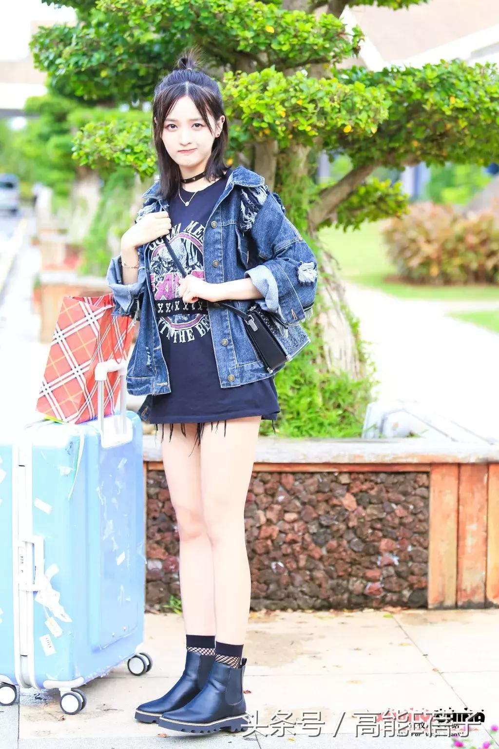 吴宣仪海南甜美穿搭,不知道怎么搭配时尚让小姐姐教你