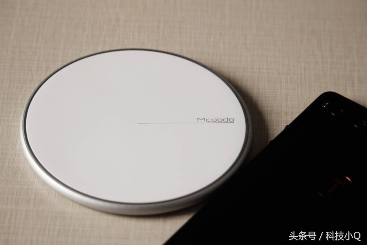 只为设计还是为了效率？麦多多充电三件套体验！