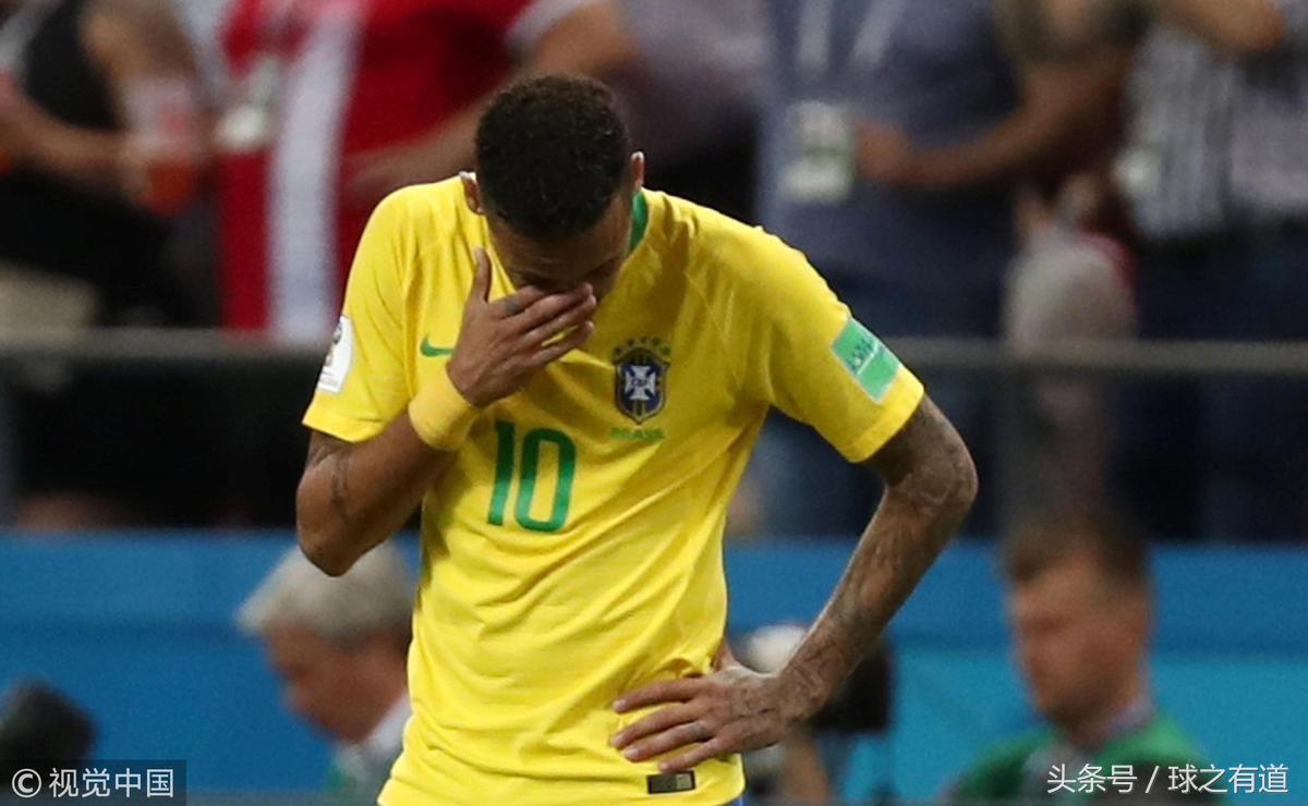 18年巴西vs比利时内马尔最后一脚,出来混迟早要还的巴萨