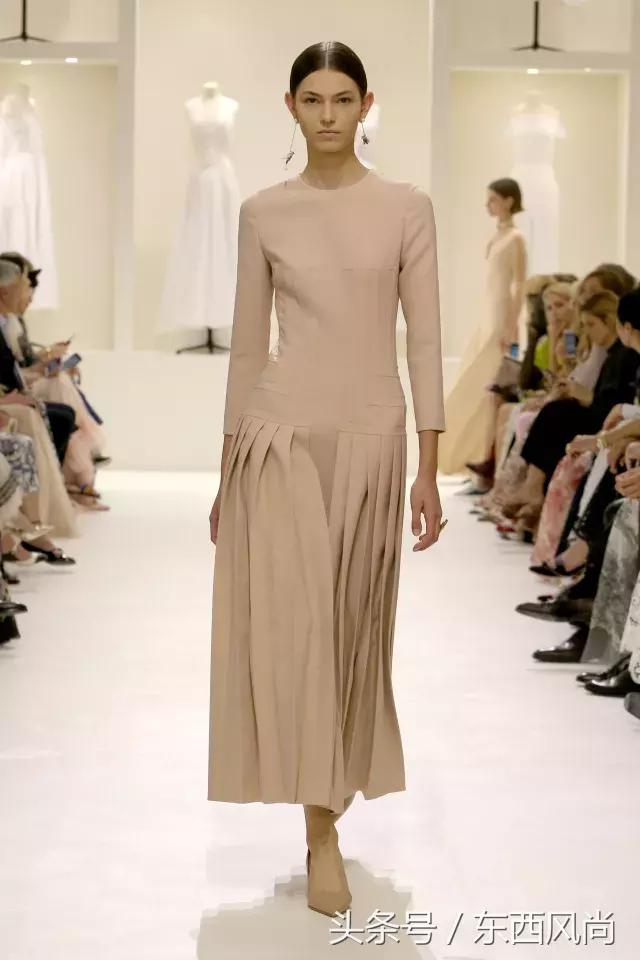 迪奥二零一九秋冬高定秀,2019迪奥高级定制秋冬