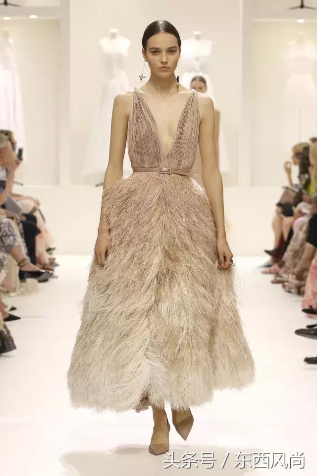 迪奥二零一九秋冬高定秀,2019迪奥高级定制秋冬