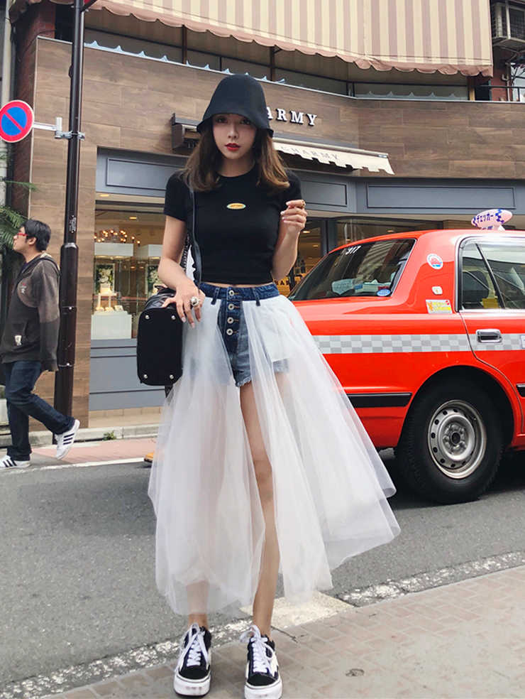 夏天hold不住短裙？这几款裙裤让你放心穿出门，不减俏皮可爱