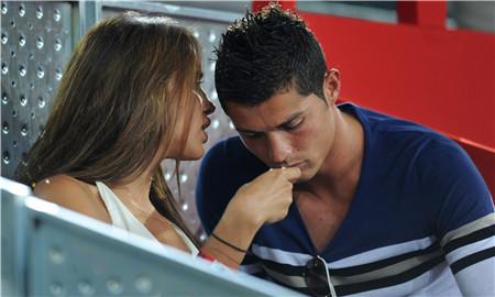 c罗和伊莲娜金童玉女,c罗爱伊莲娜还是爱乔治娜