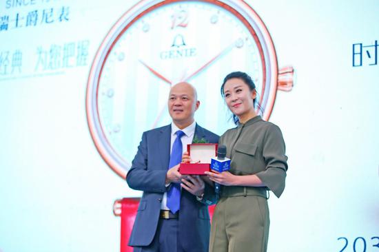 苗圃出席活动,苗圃进博会直播