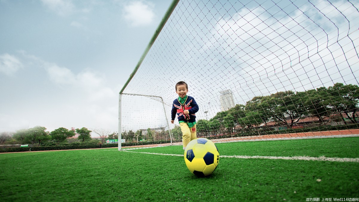 儿时的足球鞋,儿时的足球冰激凌