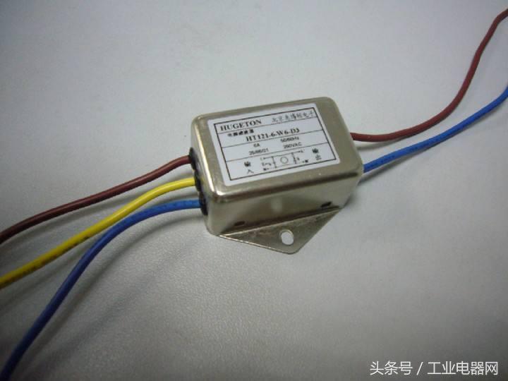 变频器电压与频率的关系公式,变频器电压变化电机有影响吗