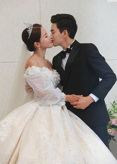 韩国米娜与老公综艺,米娜和她老公一起参加的综艺