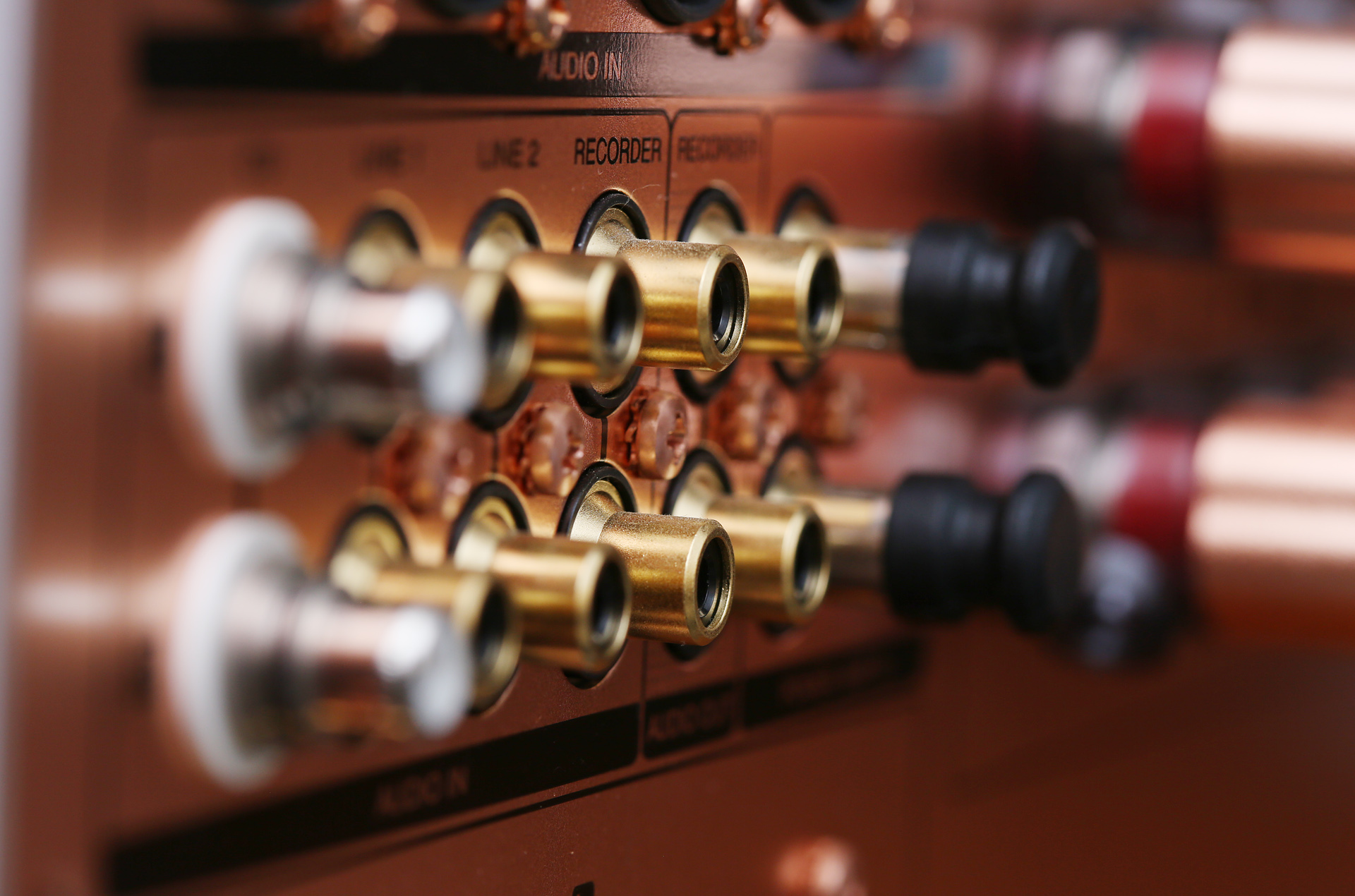 推荐一台万元以下的hifi功放,马兰士pm8006与马兰士pm10区别