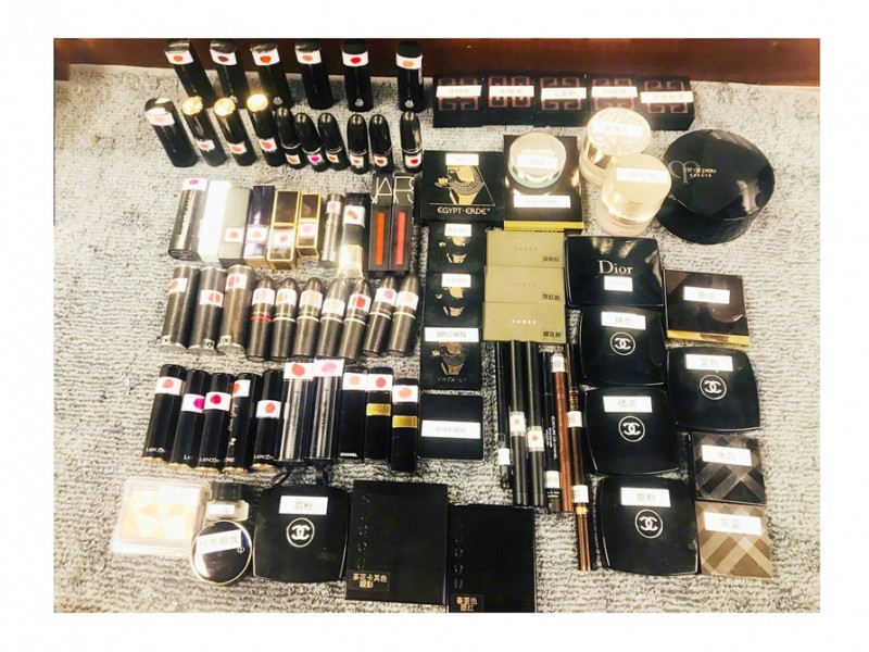 明星爱鞋白敬亭,白敬亭爱鞋如命是什么梗