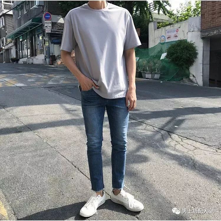 瘦瘦的男生怎么增肌,瘦瘦的男生怎么穿才好看